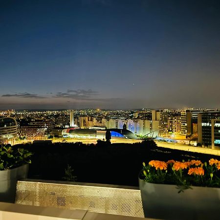 Luxury 2 Rooms Apartment With Balcony 쀼또 외부 사진