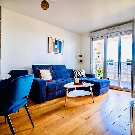 Luxury 2 Rooms Apartment With Balcony 쀼또 외부 사진