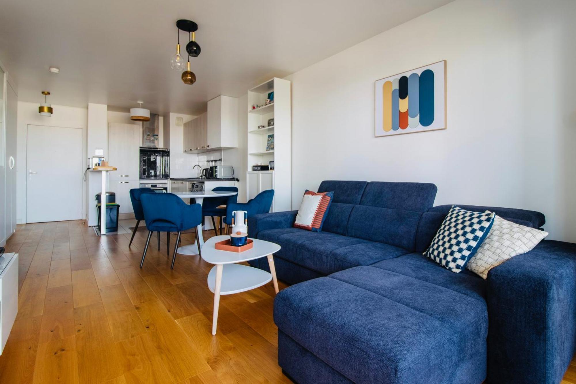 Luxury 2 Rooms Apartment With Balcony 쀼또 외부 사진